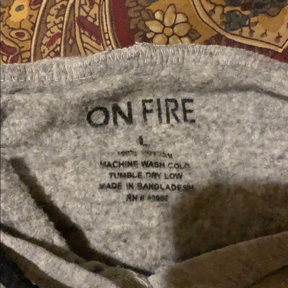 Sweatshirt - Picture 4 of 5